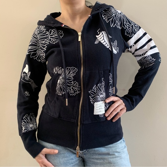 Thom Browne Koi & Chrysanthemum Embroidered Classic 4-Bar Hoodie - Picture 15 of 16